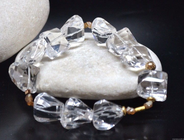 Kamien-Mocy-krysztal-gorski-od-Marii-Bucardi_znaczenie, właściwości, działanie