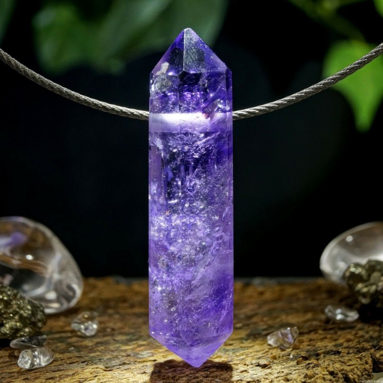 Ametyst Kamień Mocy - właściwości znaczenie działanie - Maria Bucardi