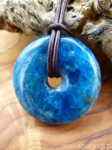 Apatyt-Kamien-Mocy-od-Marii-Bucardi-1-11