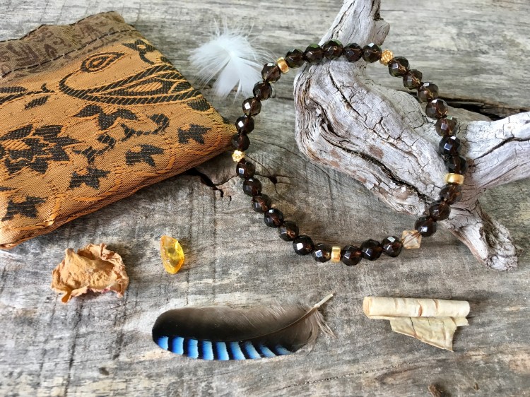 Bransoletka, kwarc dymny, znaczenie, działanie, właściwości, Maria Bucardi_4488