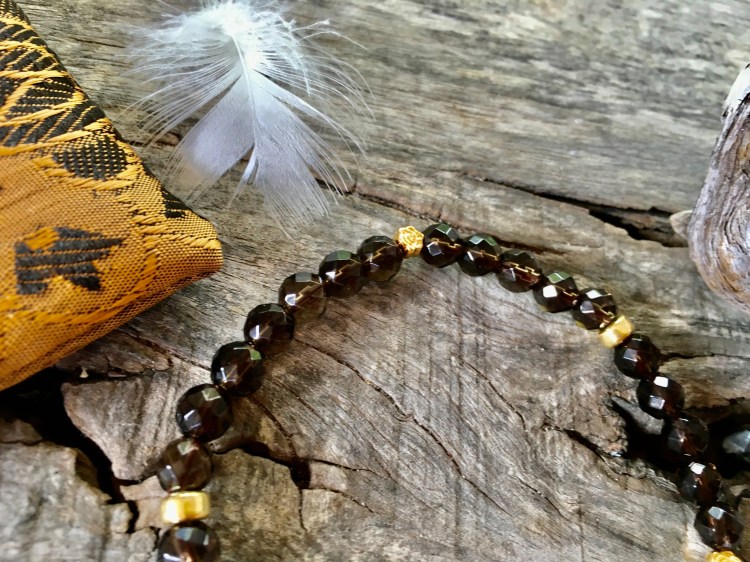 Bransoletka, kwarc dymny, znaczenie, działanie, właściwości, Maria Bucardi_4488