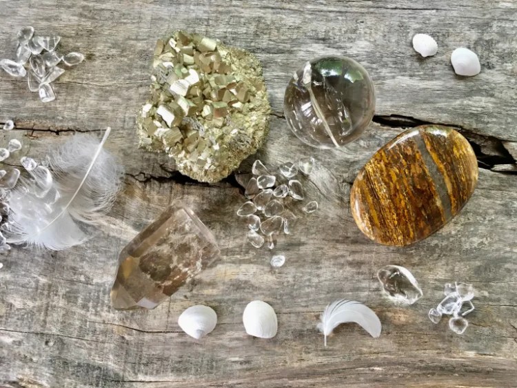 kamień - Kamienie Mocy - minerały - znaczenie działanie właściwości -Maria Bucardi