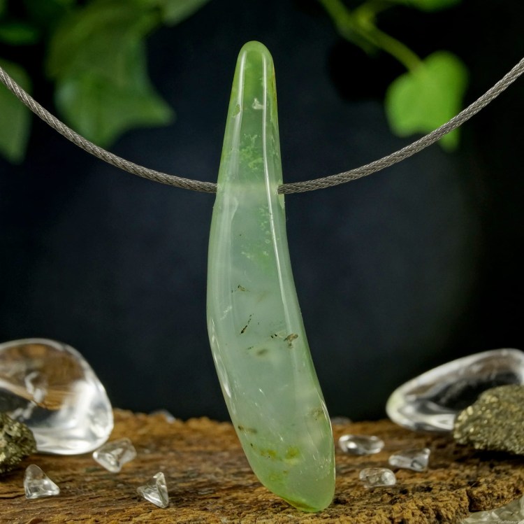 Chryzopraz Kamień Mocy - właściwości działanie znaczenie - Maria Bucardi