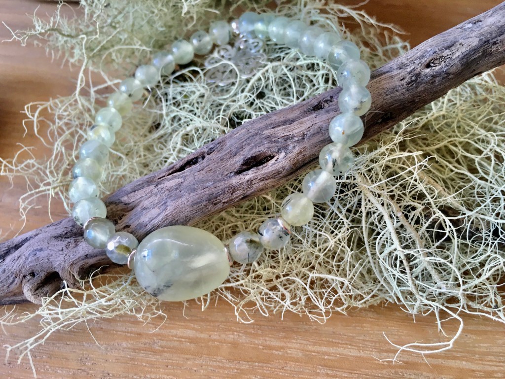 Prehnit Kamień Mocy, bransoletka drzew edenu, Maria Bucardi