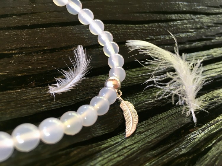 Bransoletka Biały Agat, piórko, srebro, od Marii Bucardi_4476