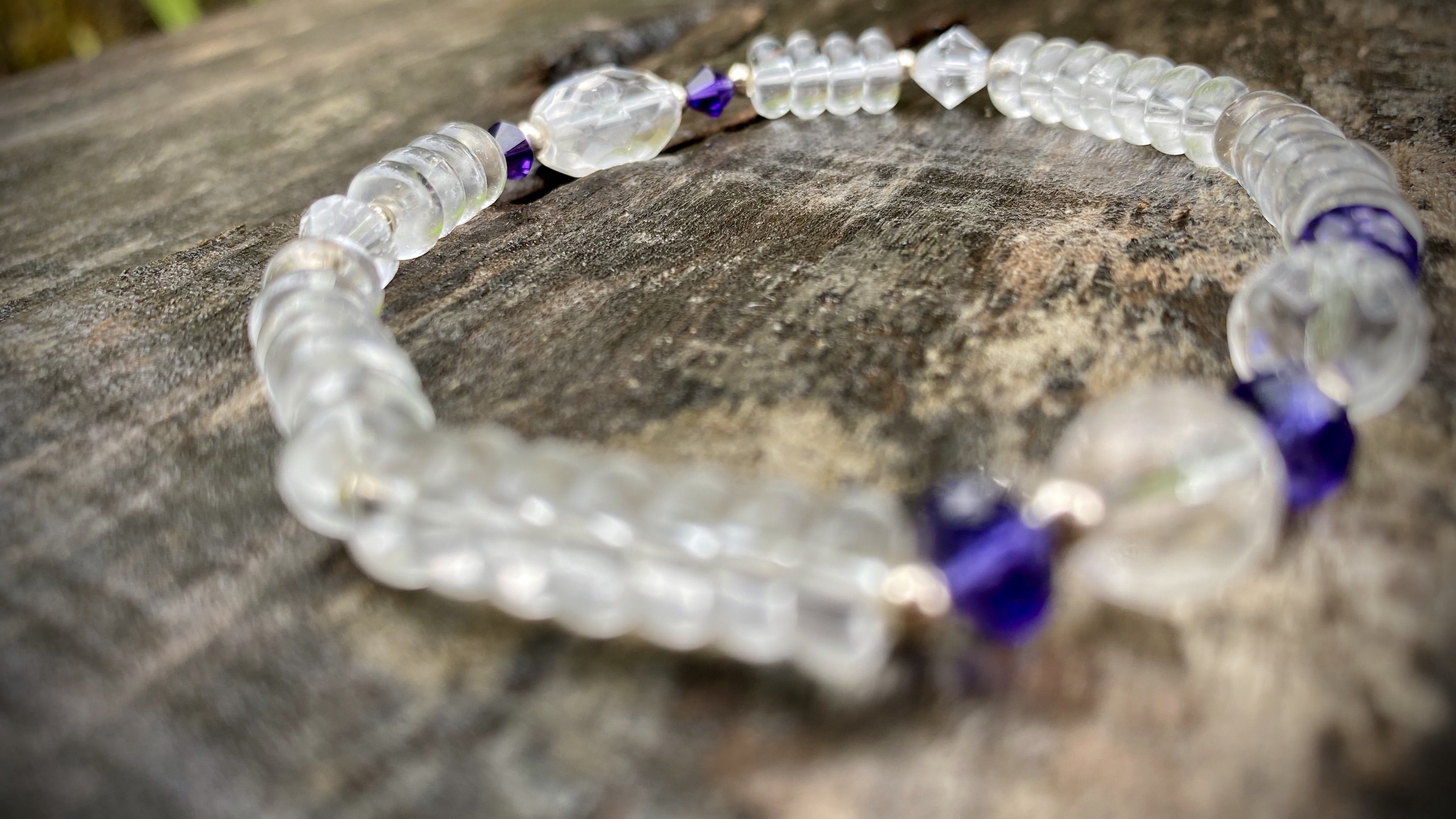 bransoletka_krysztal_gorski_marii_bucardi_drzewa_edenu